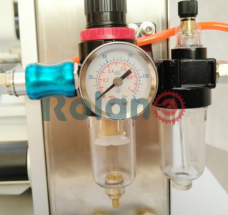 flat labeling machine Rolan ⚙