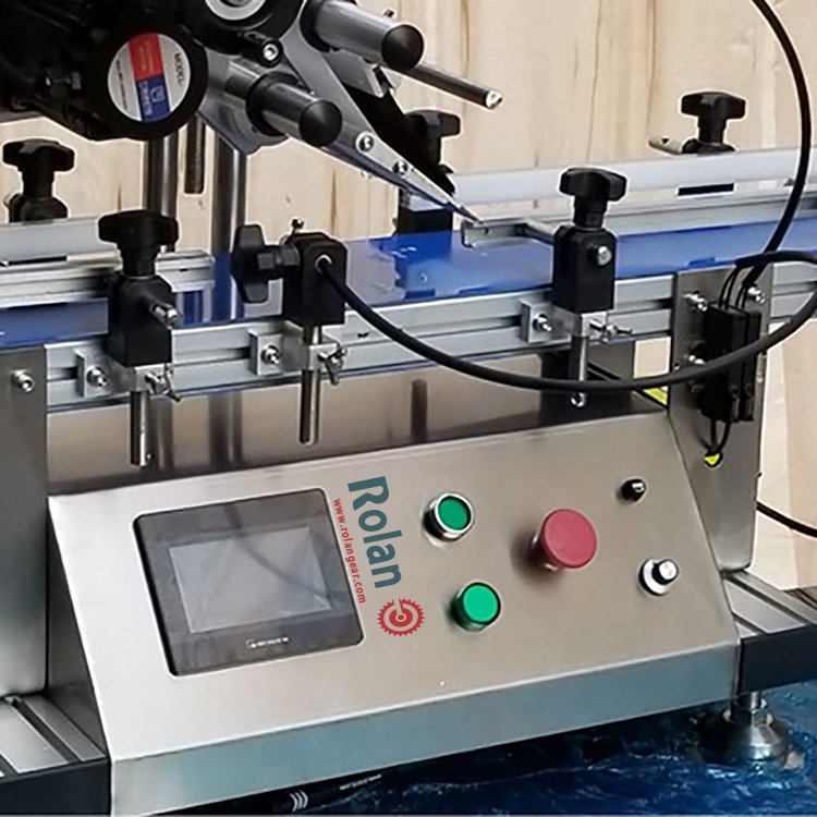 desktop flat labeling machine Rolan ⚙