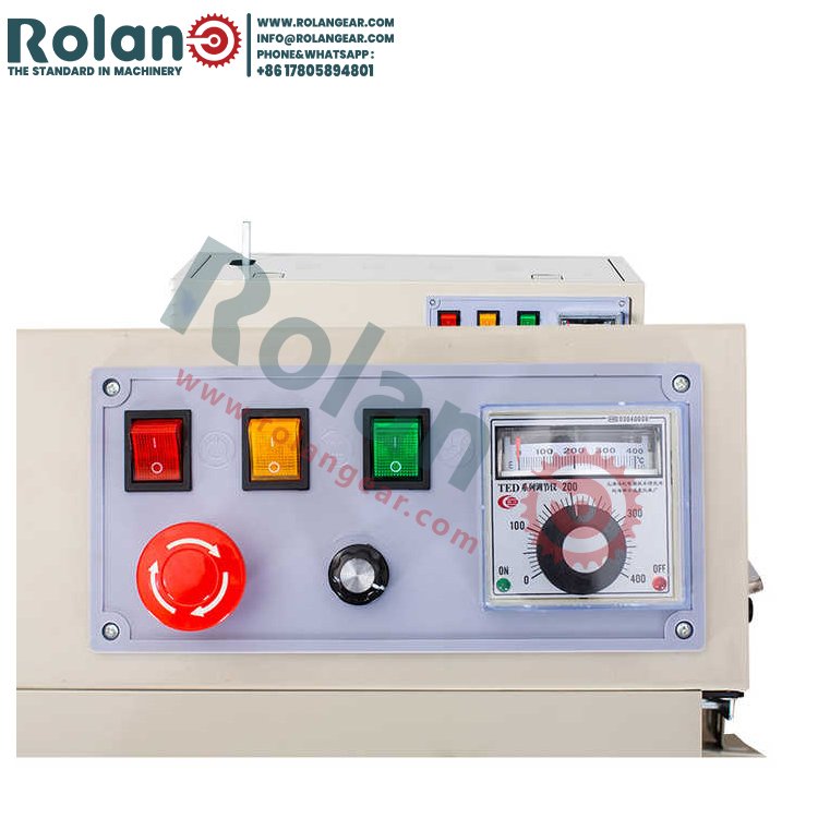 آلة ختم الأكياس العمودية الأوتوماتيكية المستمرة من رولان ⚙