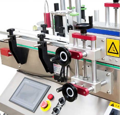labeling machine for round bottles Rolan ⚙
