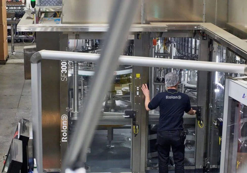 Complete production lines and industrial machinery